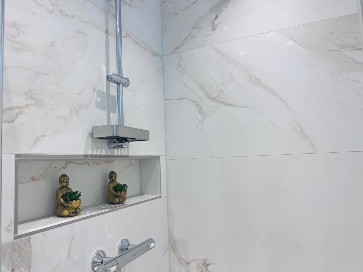 Zeus Design Schlosspark Schoenbrunn Apartment Wien
