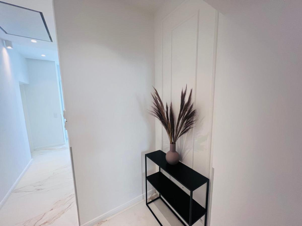 Zeus Design Schlosspark Schoenbrunn Apartment Wien
